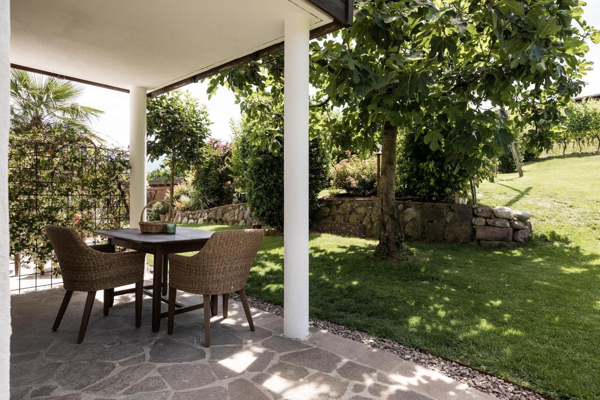 Weingut Weidlhof - Suite & Breakfast - Vacation For Wine Lovers كالدورا المظهر الخارجي الصورة
