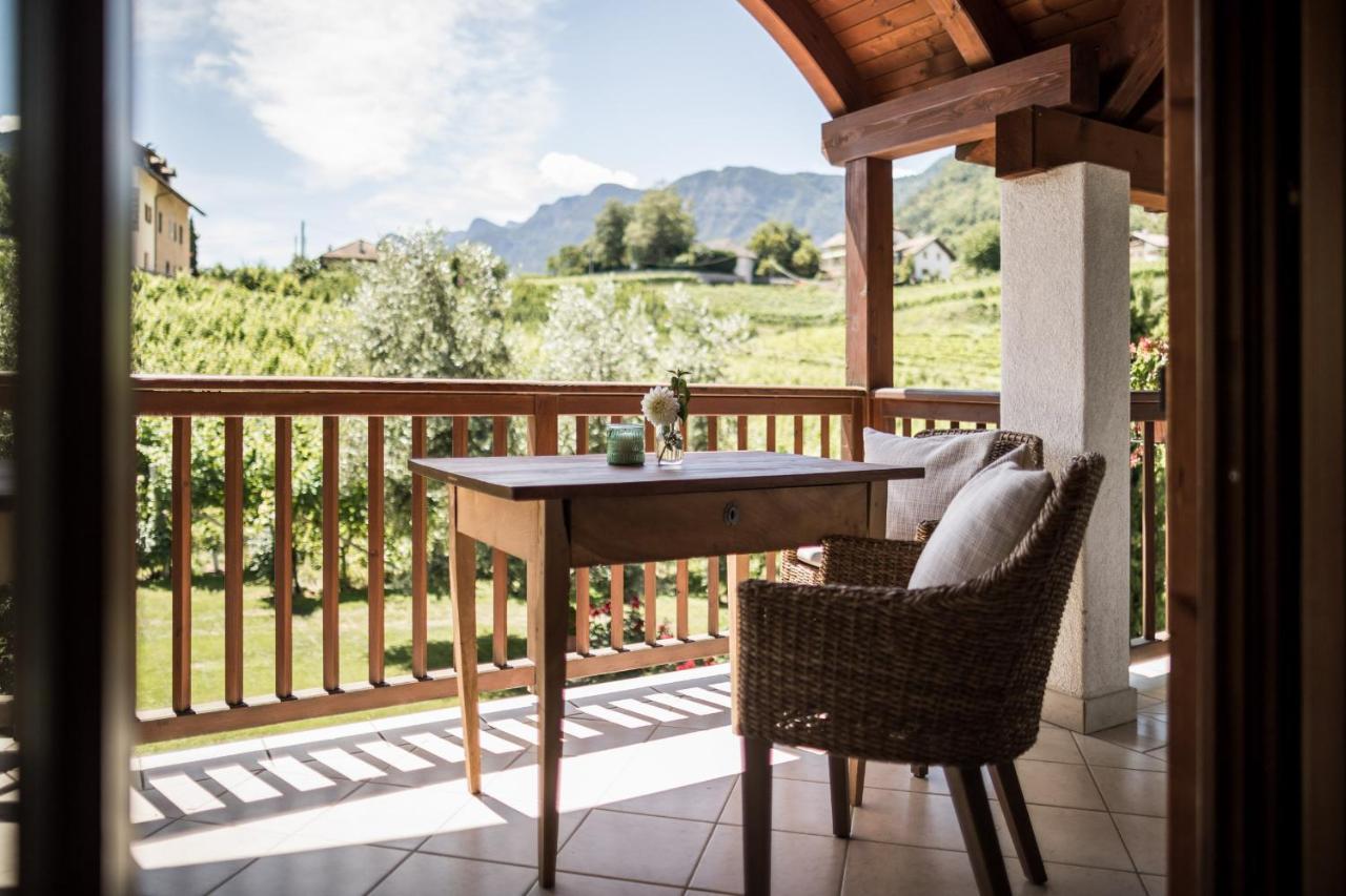 Weingut Weidlhof - Suite & Breakfast - Vacation For Wine Lovers كالدورا المظهر الخارجي الصورة